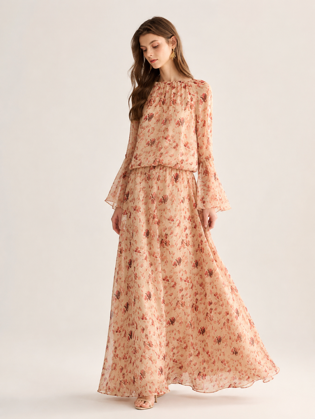 Delicate floral print and elegant lantern-sleeved chiffon dress