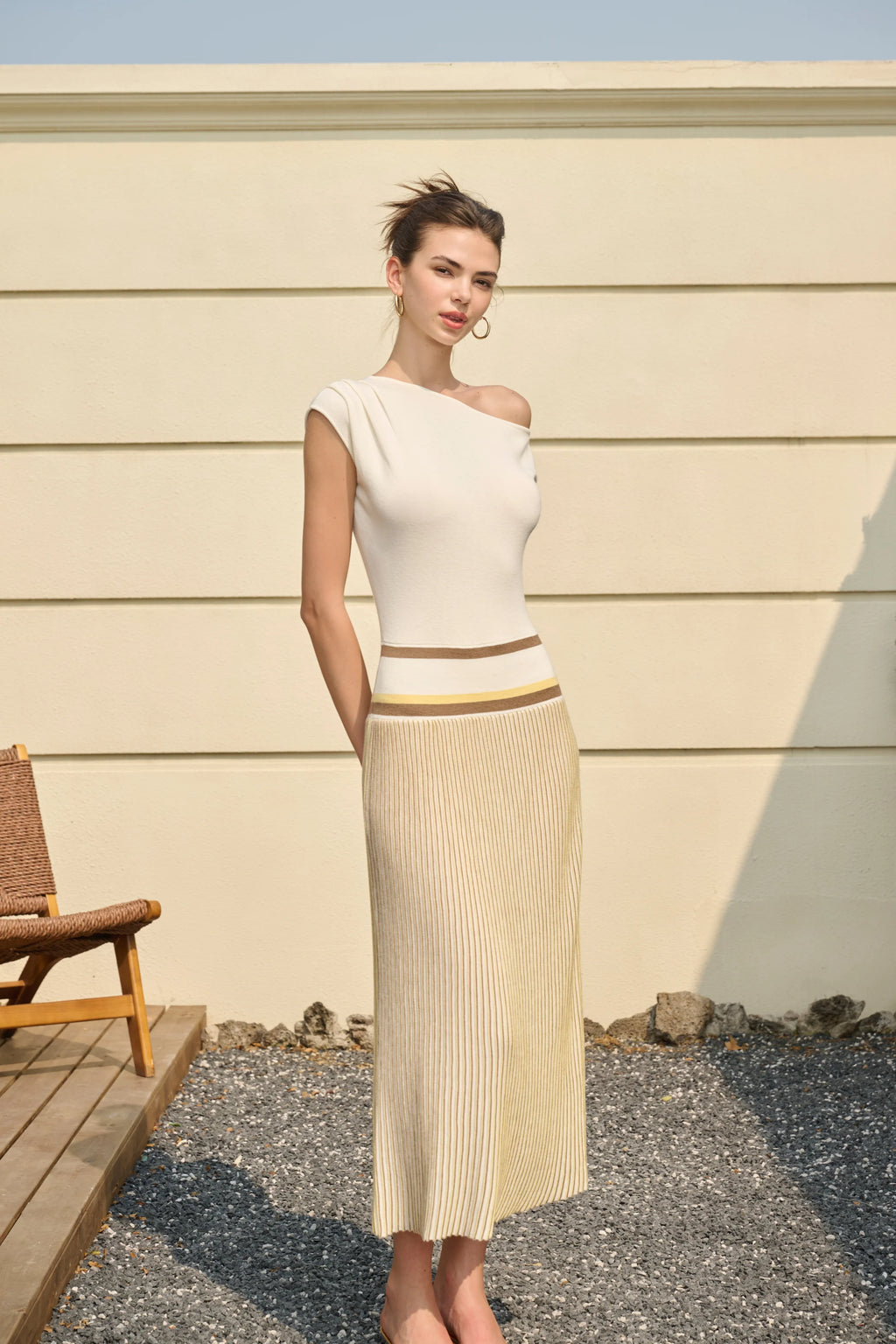One-shoulder striped dress