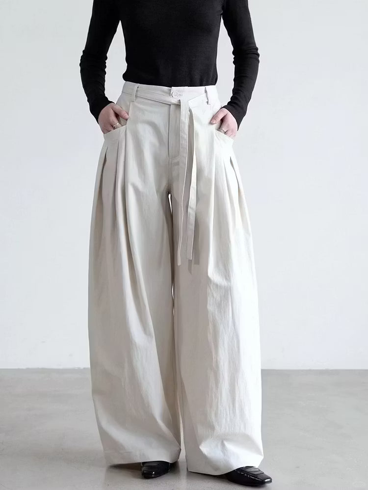 Off-white high-waisted pleated wide-leg balloon pants
