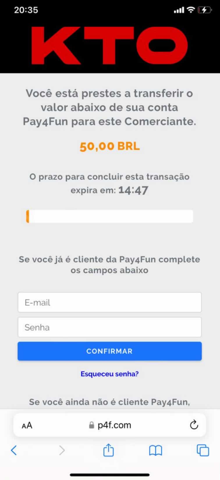 tattoo leao nas costas feminina